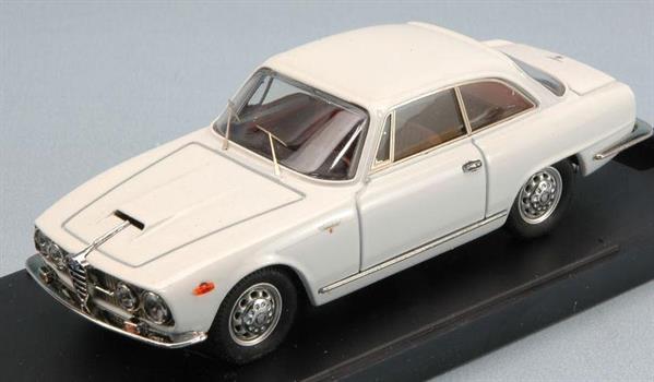 AUTO ALFA ROMEO 2600 SPRINT 1/43