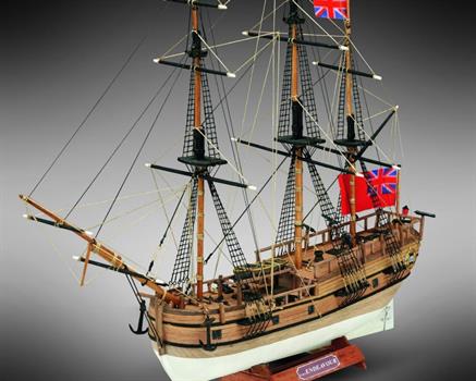 NAVE HMS ENDEAVOUR KIT 1/143