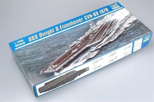 NAVE PORTAEREI USS EISENHOWER KIT 1/700