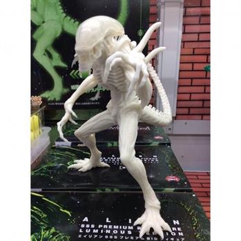 ALIEN PREMIUM FIGURE LUMINESCENTE