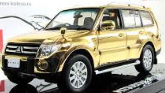 AUTO MITSUBISHI PAJERO GOLD 1/43