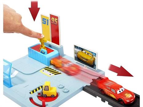CARS ON THE ROAD SFIDA IN VELOCITA'