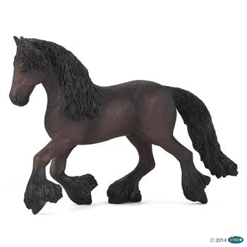CAVALLO FRISONE IN MOVIMENTO