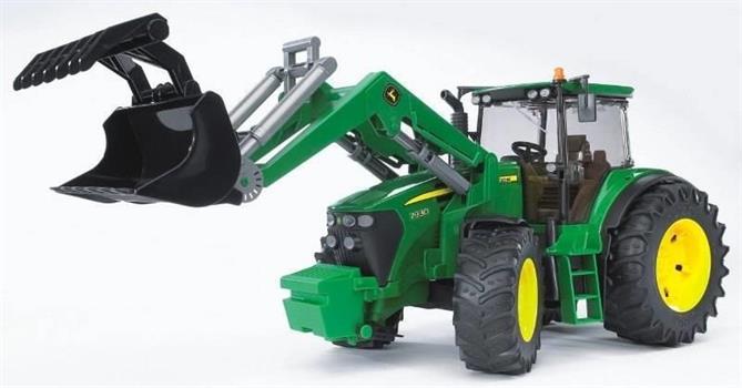 TRATTORE JOHN DEERE CON BENNA