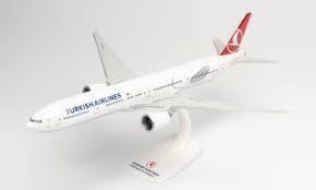 AEREO B777-300 TURKISH SNAPKIT 1/200