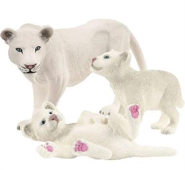 LEONESSA CON CUCCIOLI