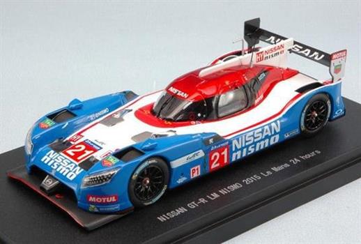 AUTO NISSAN GTR LM2015
