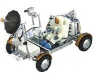 LUNAR ROVER CON ASTRONAUTA