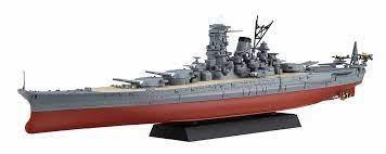 NAVE YAMATO KIT 1/700