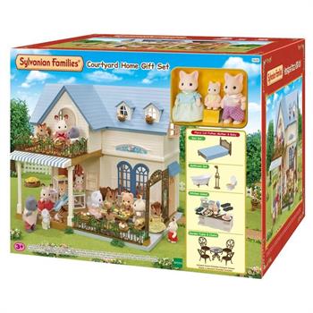 GIFT SET CASA CON CORTILE + PERSONAGGI