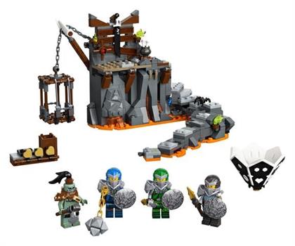 NINJAGO VIAGGIO NELLE SEGRETE DEI TESCHI